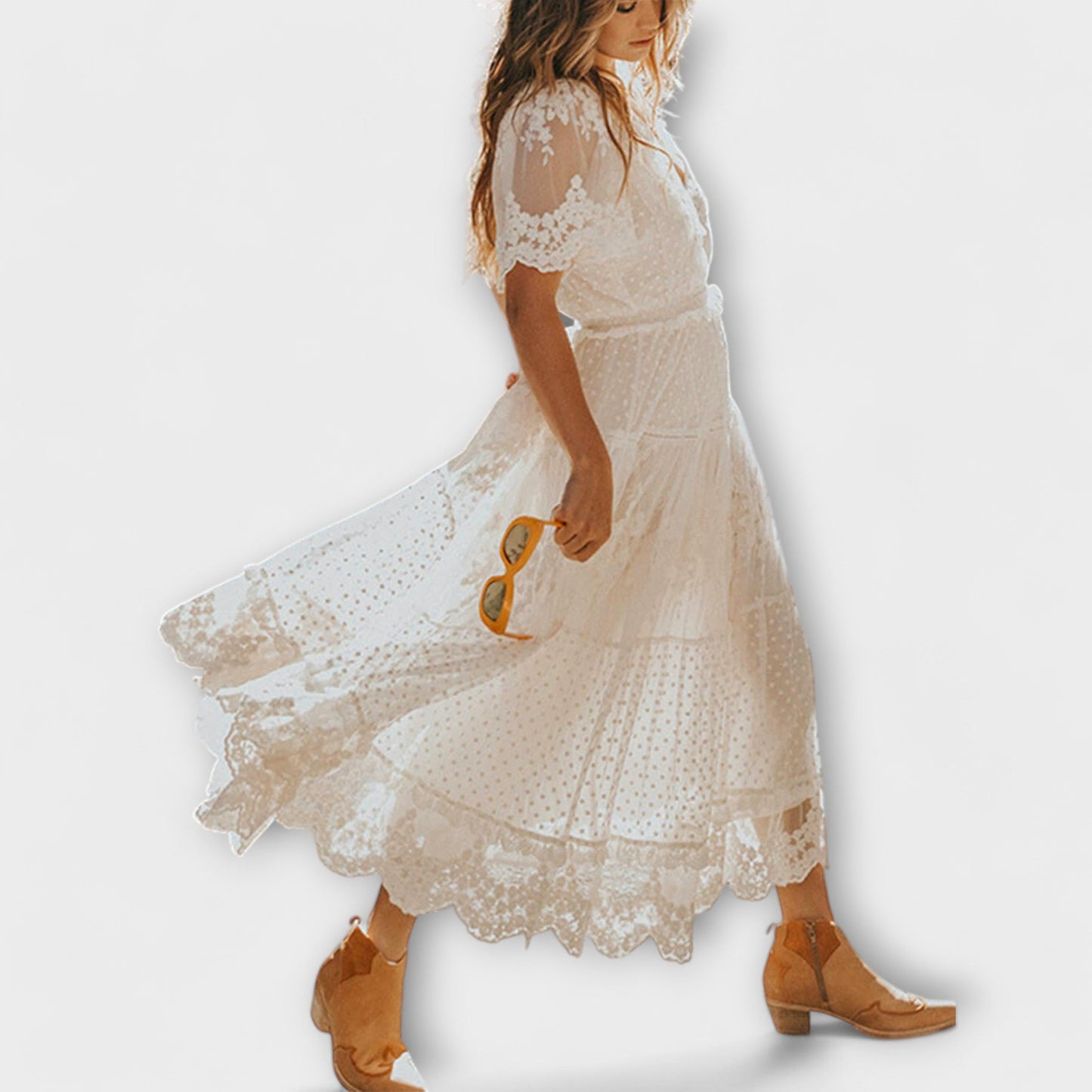 Abito midi Lacey con scollatura a V e maniche corte
