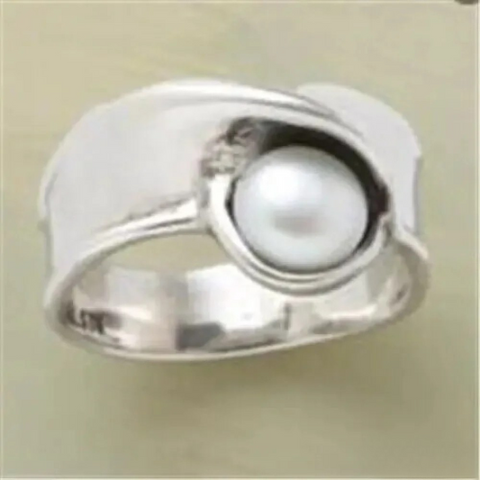 Anello con perline retro